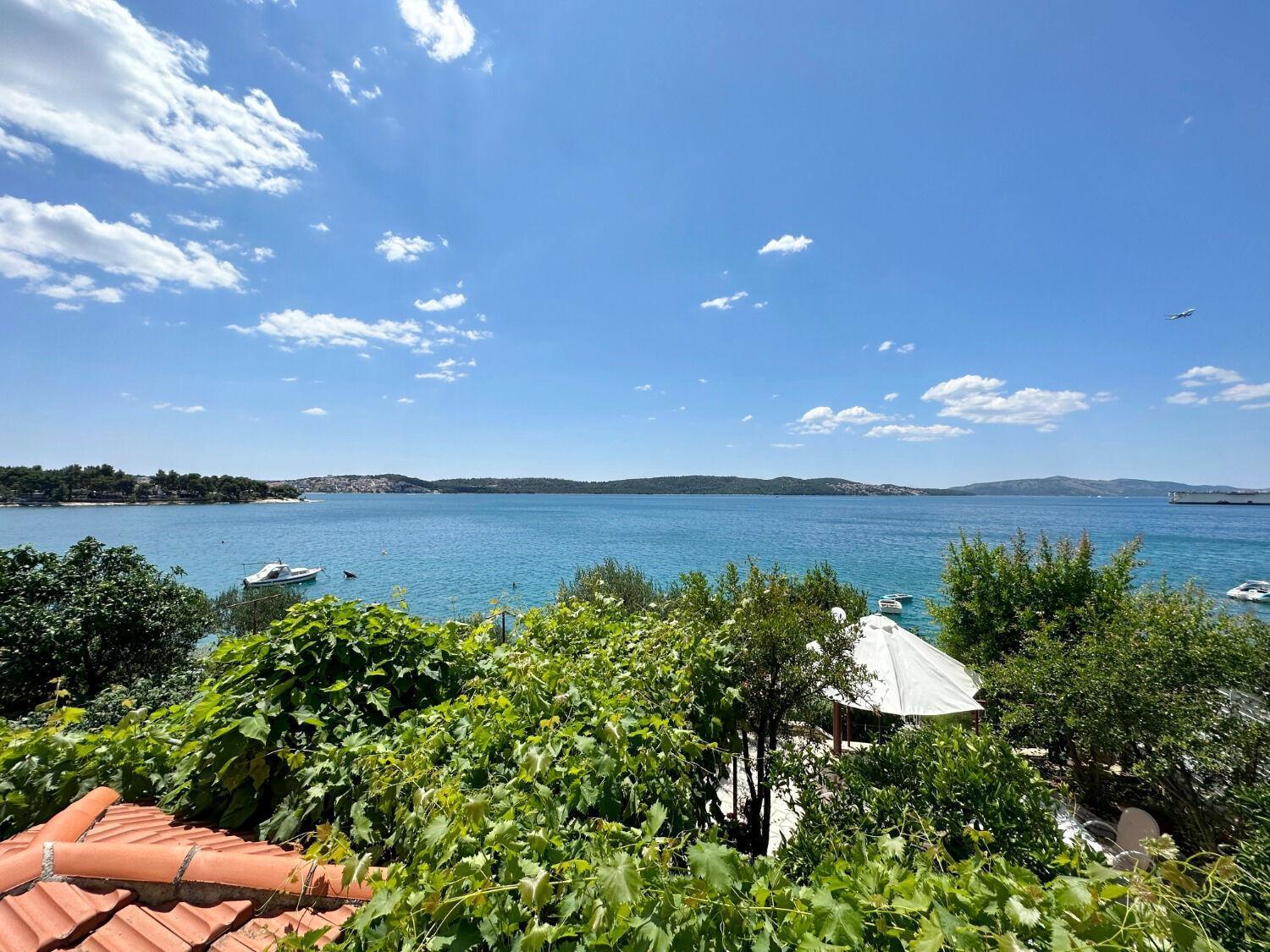 Apartments Mihaela Trogir Exteriör bild