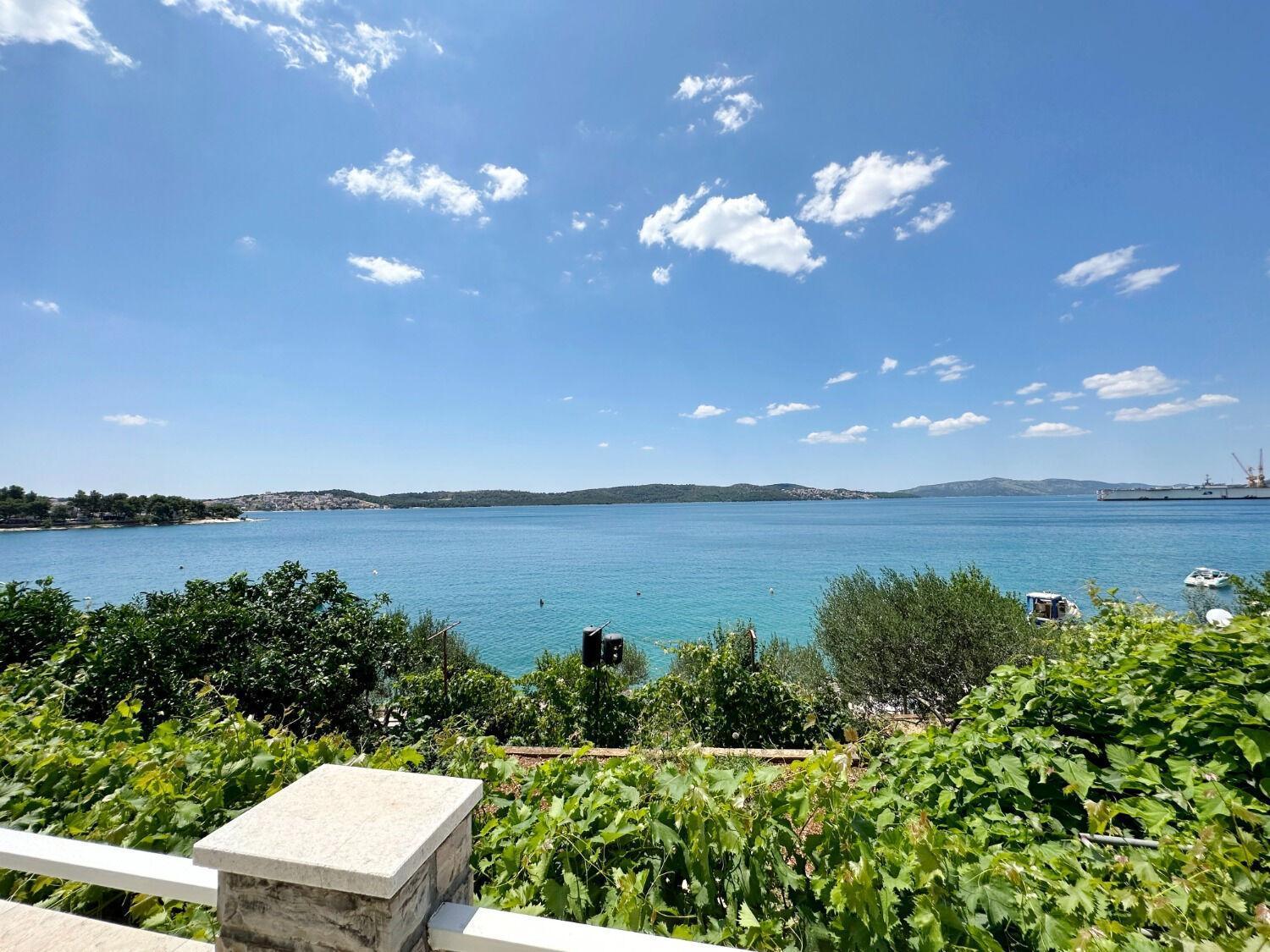 Apartments Mihaela Trogir Exteriör bild
